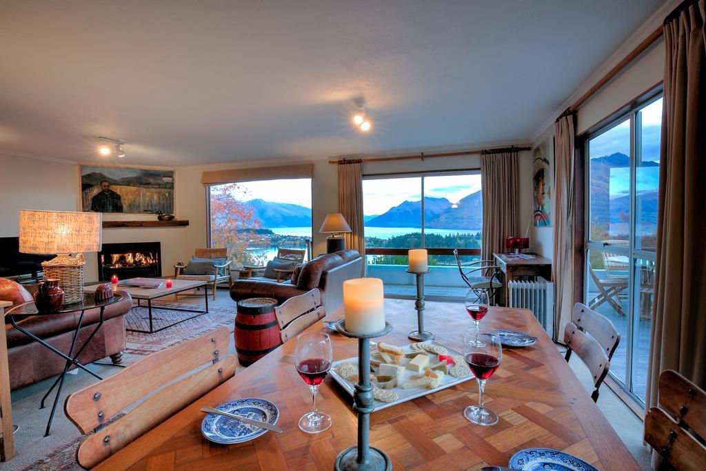 Breath-Taking Views Panorama Terrace Villa Queenstown Room photo
